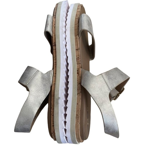 B-52 by Bullboxer Sandals Size 8 - Picture 6 of 7